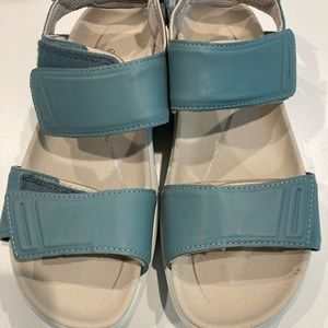 Ecco x-trinsic sandals - size 41 -aqua - brand new